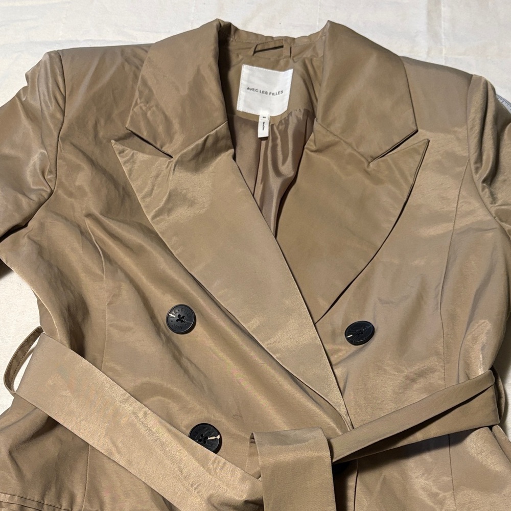 NWOT Double-Breasted Tan Women's Trench Coat